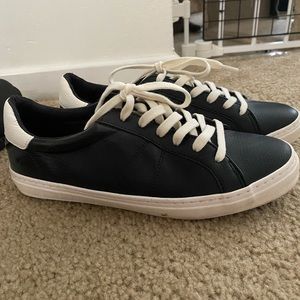 Black Shoes